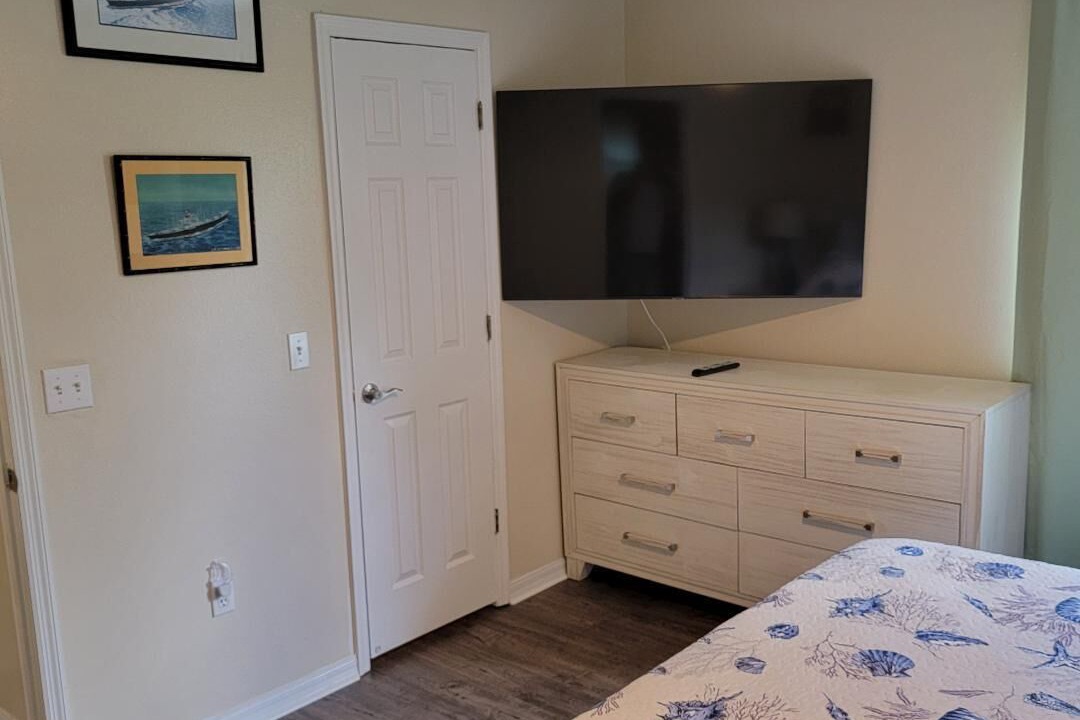 Photo of Bedroom in Riverview