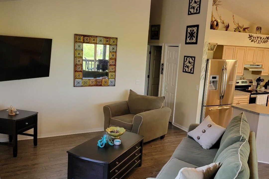 Photo of Livingroom in Riverview