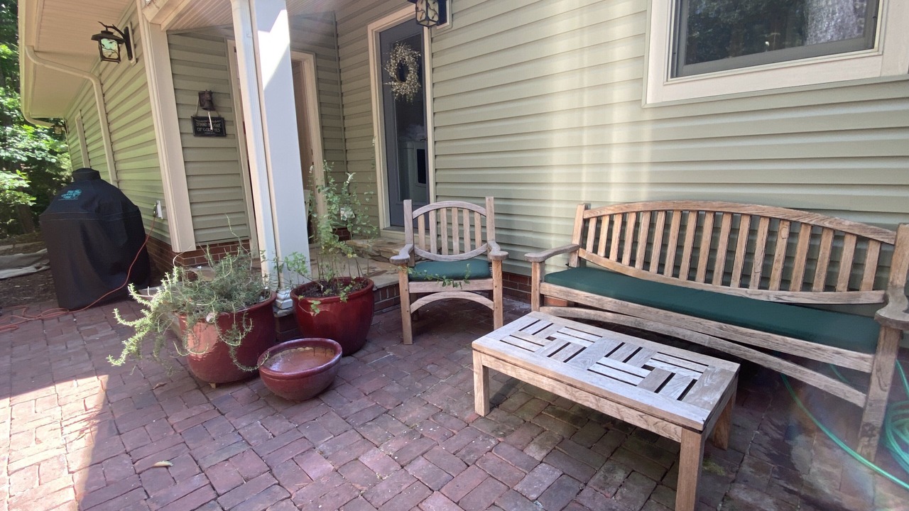 Photo of Patio Balcony in Seneca