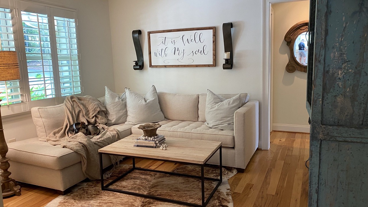 Photo of Livingroom in Seneca