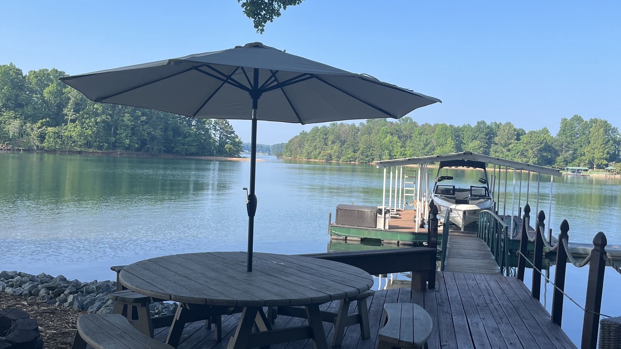 Photo of Outdoor in Seneca