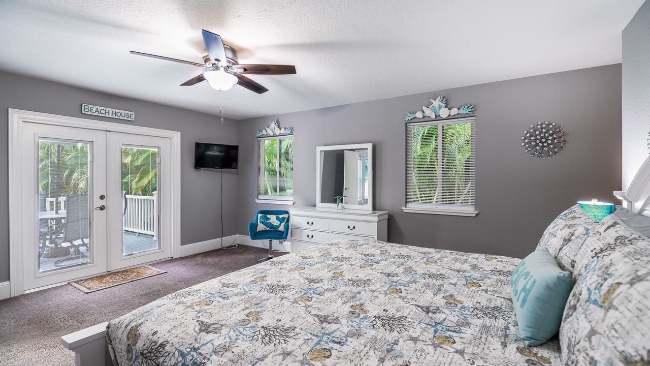 Photo of Bedroom in Roseland