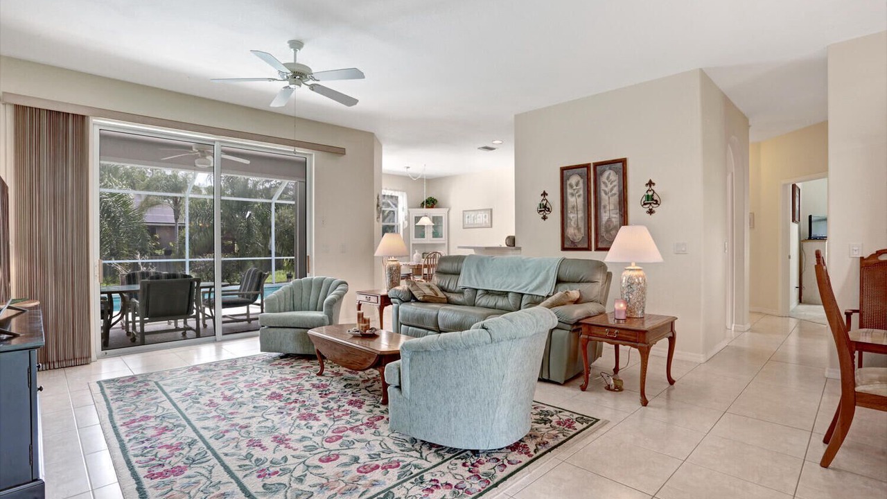 Photo of Livingroom in North Port
