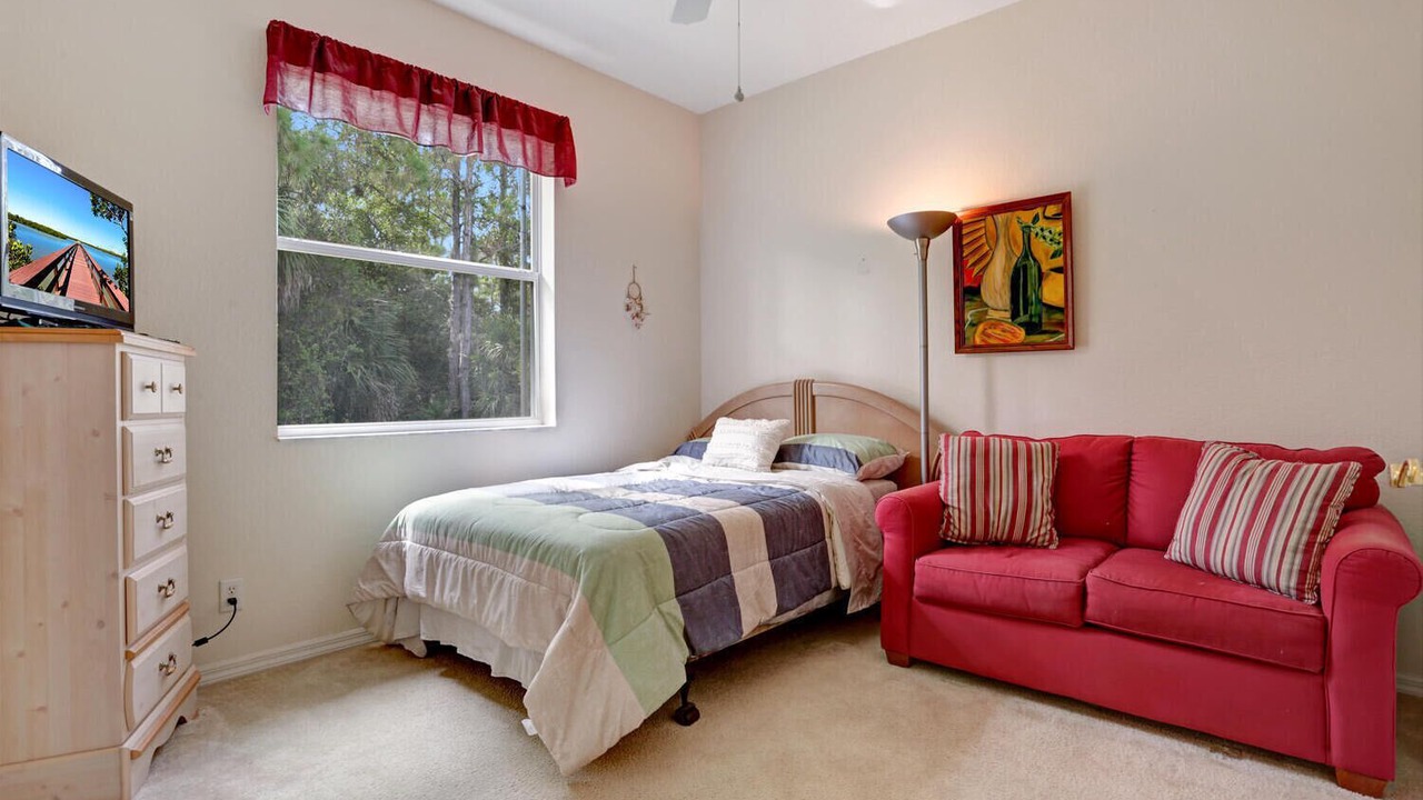 Photo of Bedroom in North Port