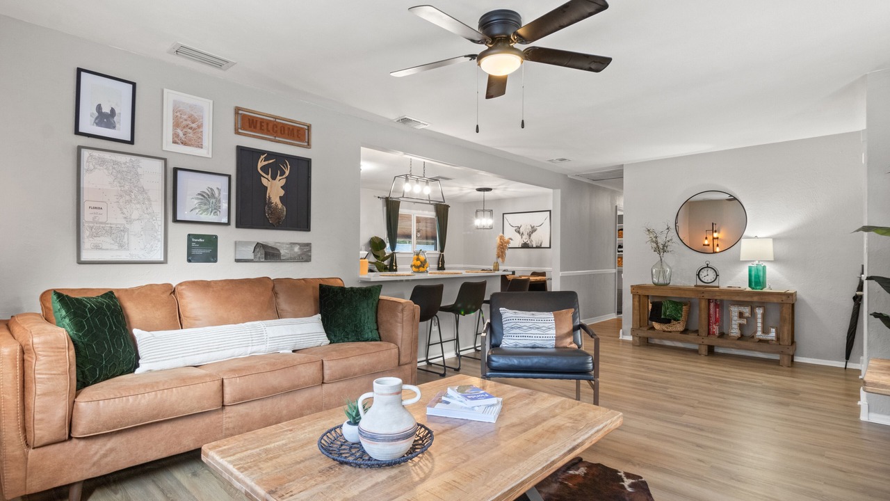 Photo of Livingroom in Riverview