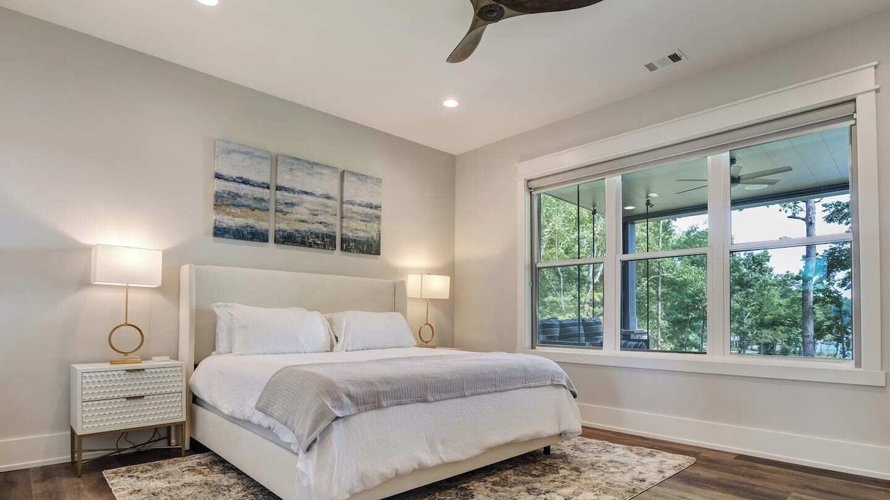 Photo of Bedroom in West Union