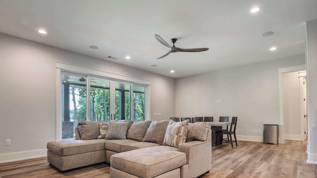 Photo of Livingroom in West Union