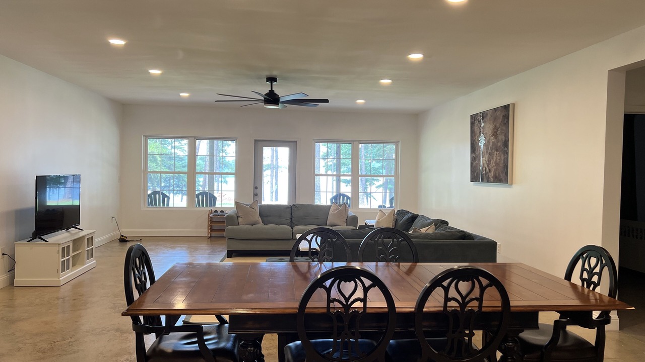Photo of Bedroom in Dewy Rose