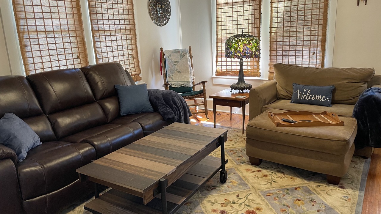 Photo of Livingroom in Etowah