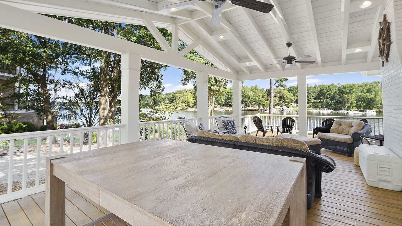 Photo of Outdoor in Chapin