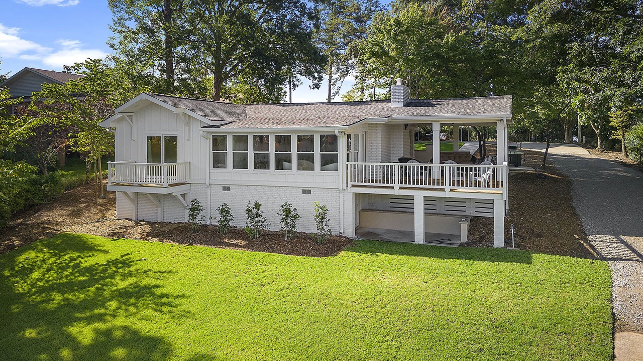 Photo of Outdoor in Chapin