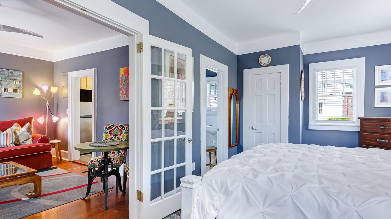 Photo of Bedroom in Thomas Square