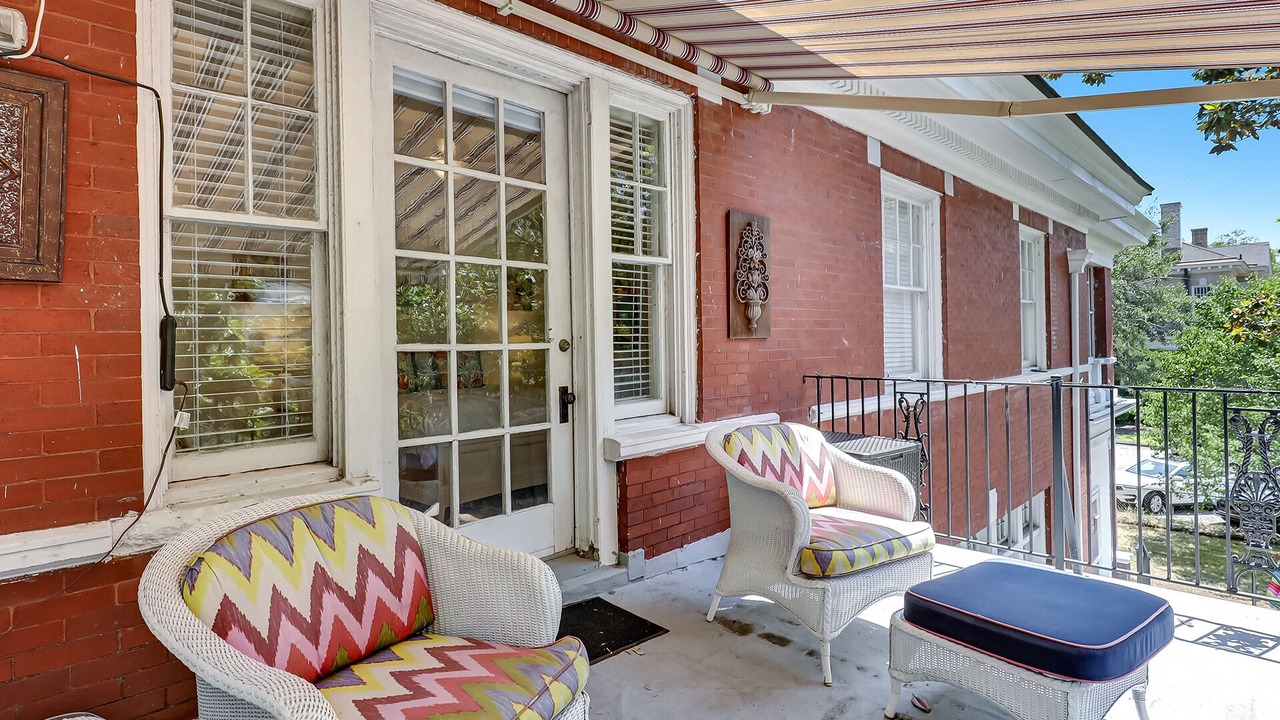 Photo of Patio Balcony in Thomas Square