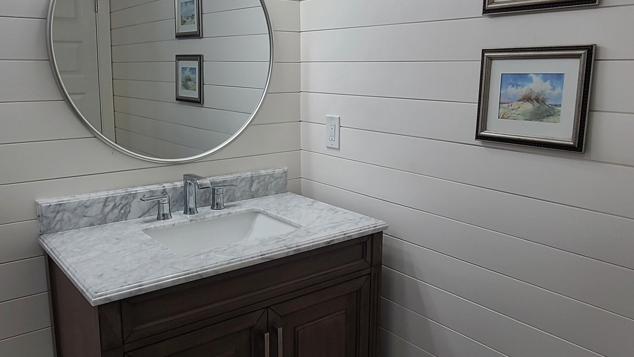 Photo of Bathroom in Whitemarsh Island