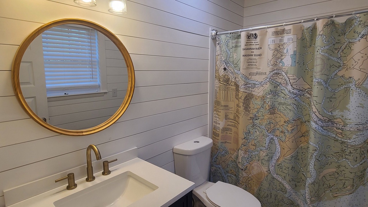 Photo of Bathroom in Whitemarsh Island