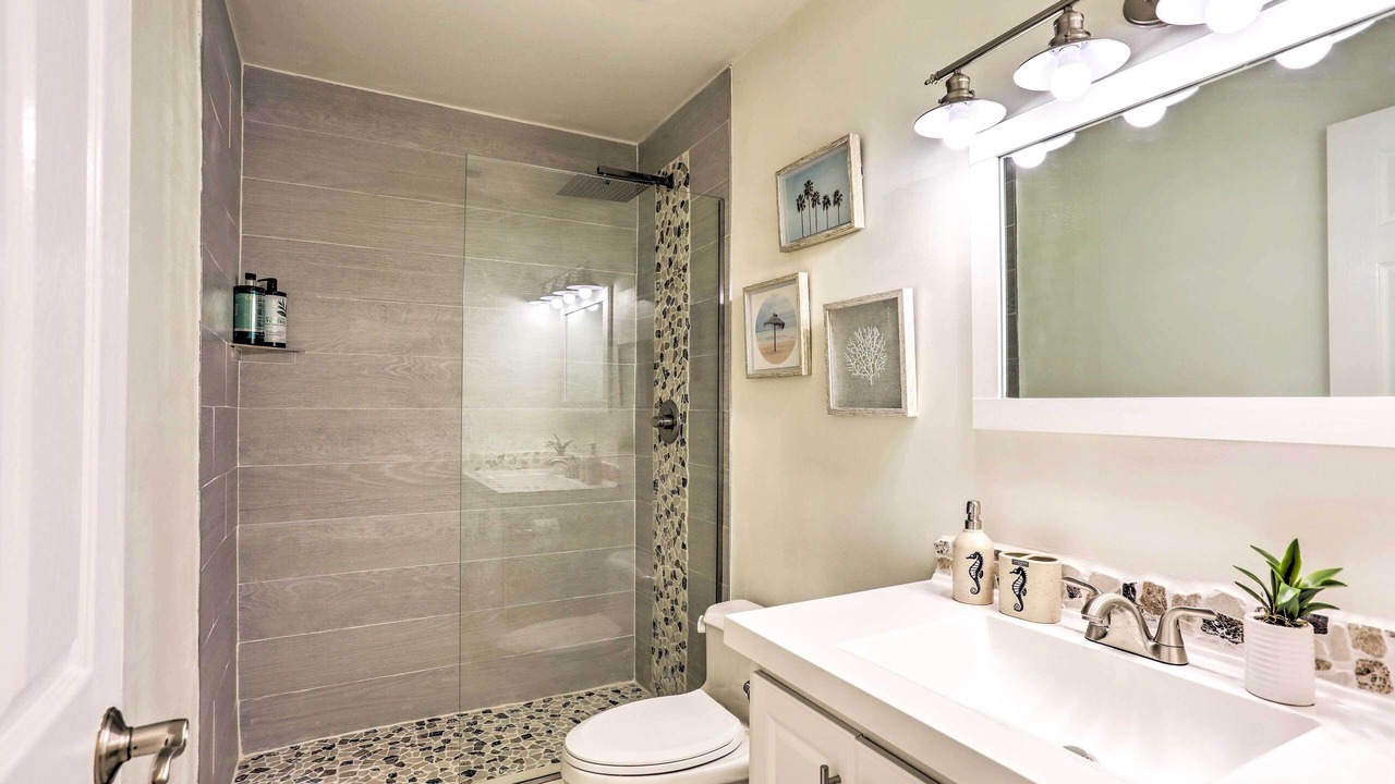 Photo of Bathroom in Hutchinson Island South