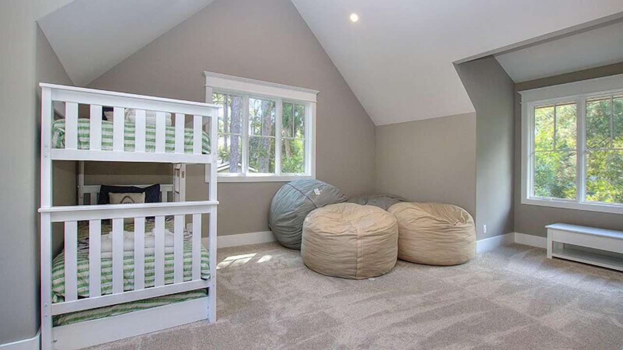 Photo of Bedroom in Oceanside