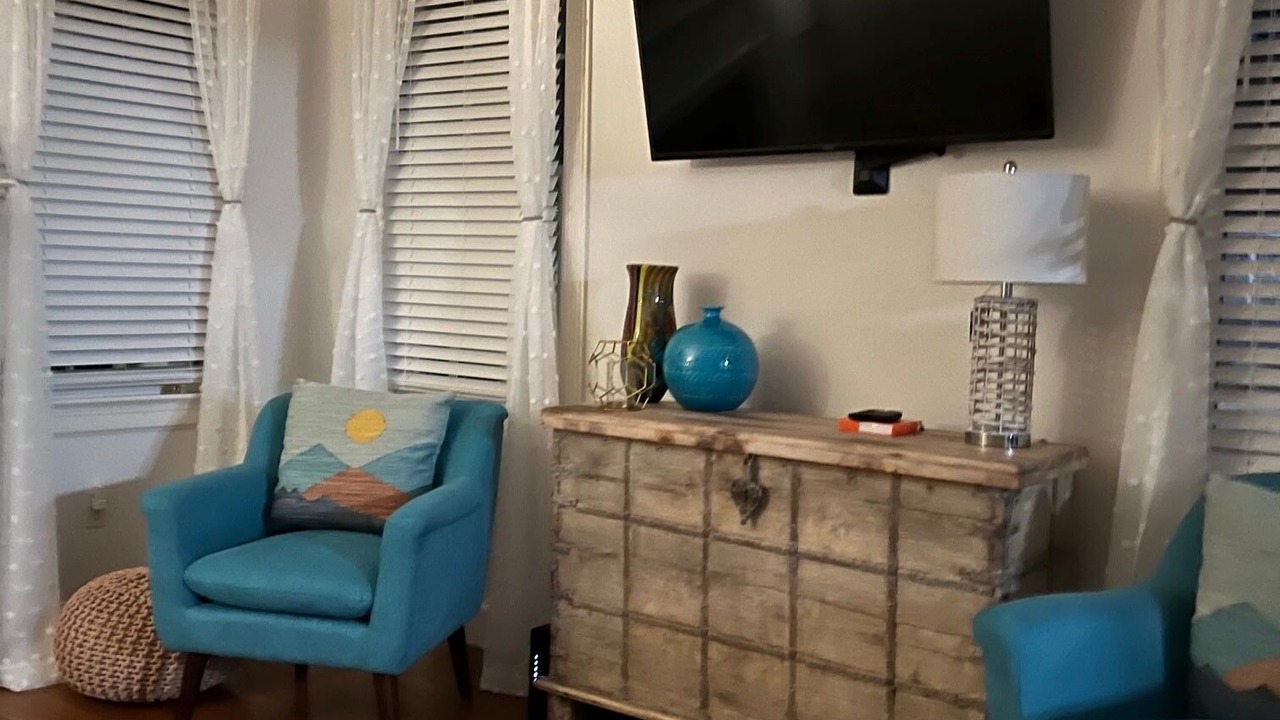 Photo of Livingroom in Chatham Crescent
