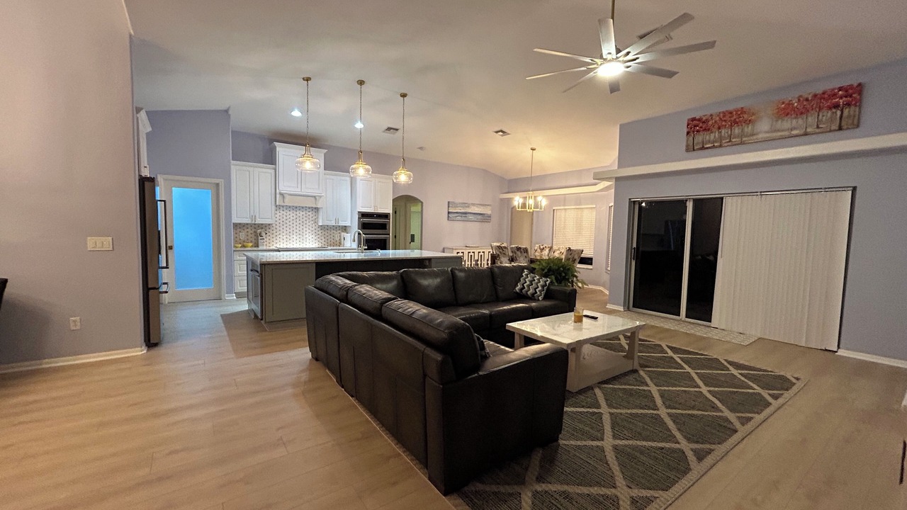 Photo of Livingroom in Mariner
