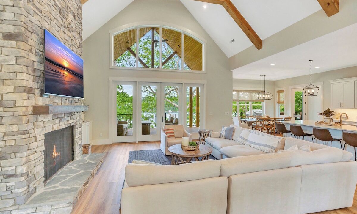 Photo of Livingroom in West Union