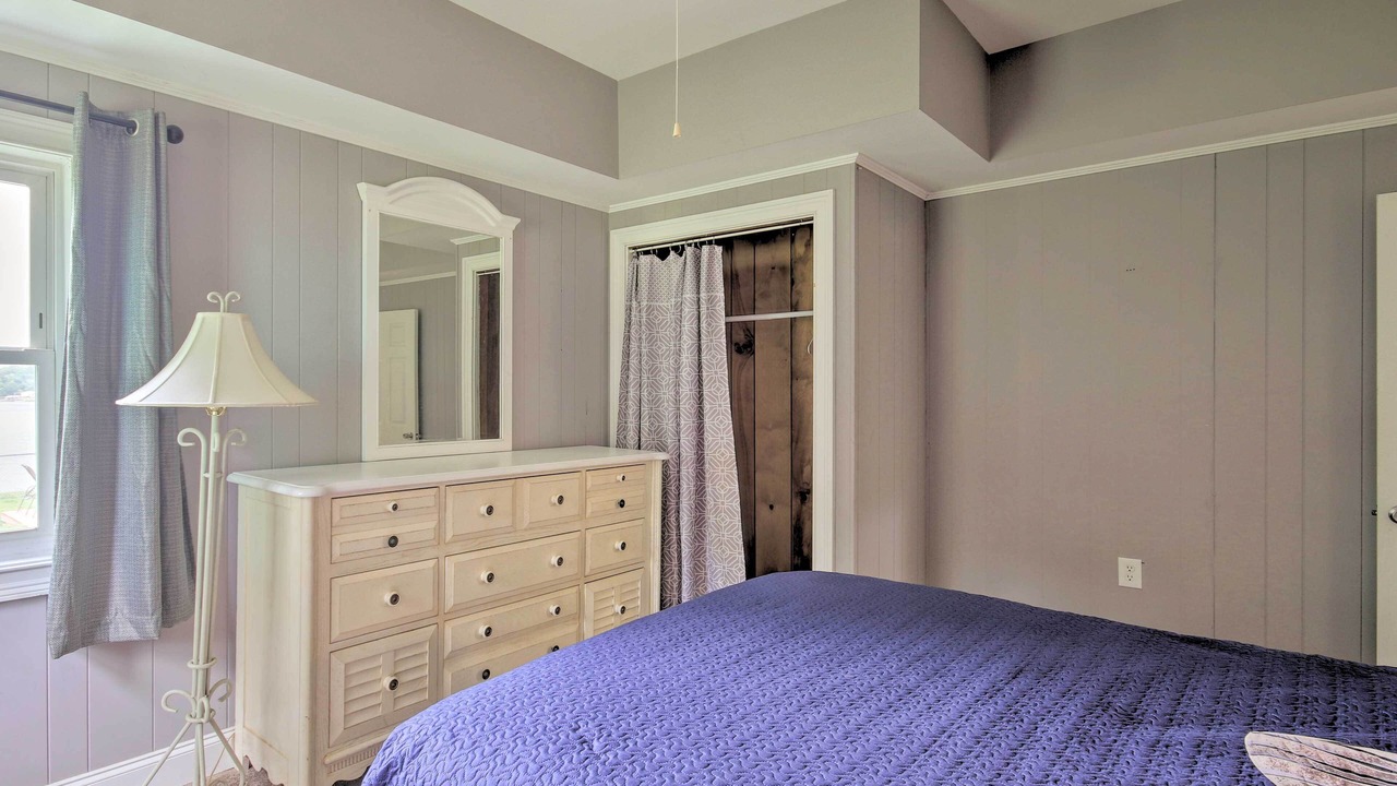 Photo of Bedroom in Greenwood
