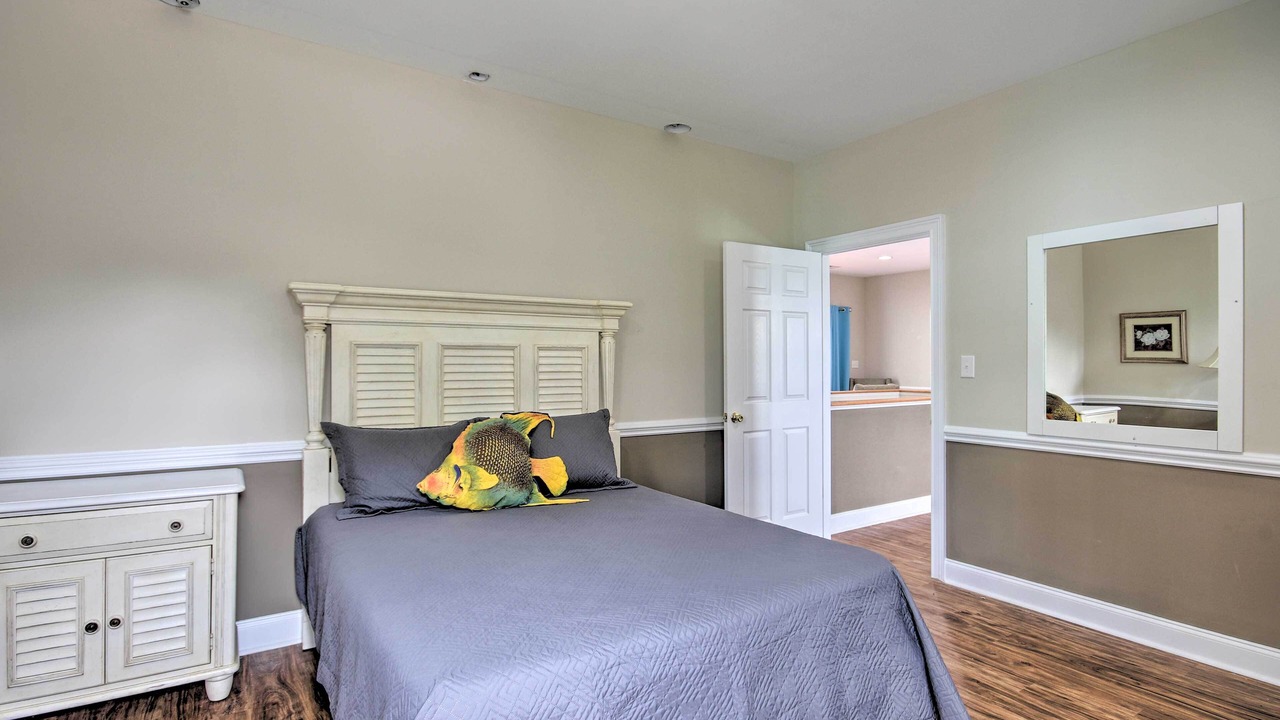 Photo of Bedroom in Greenwood