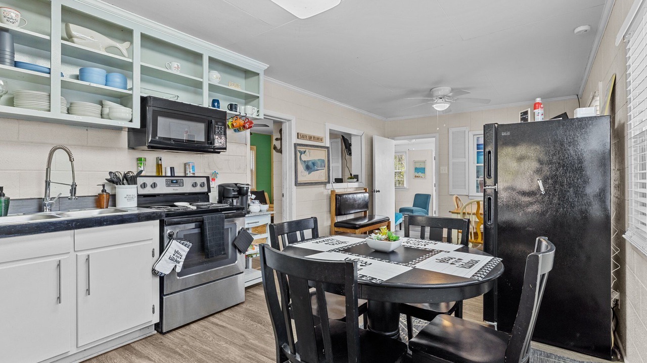 Photo of Kitchen in Emerald Isle