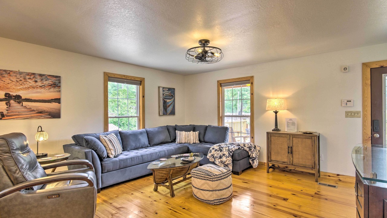 Photo of Livingroom in Tignall