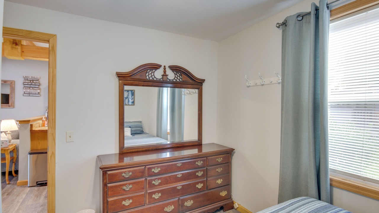 Photo of Bedroom in Cross Hill
