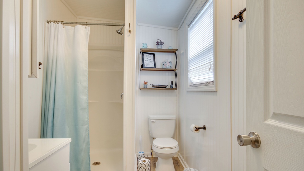 Photo of Bathroom in Cross Hill
