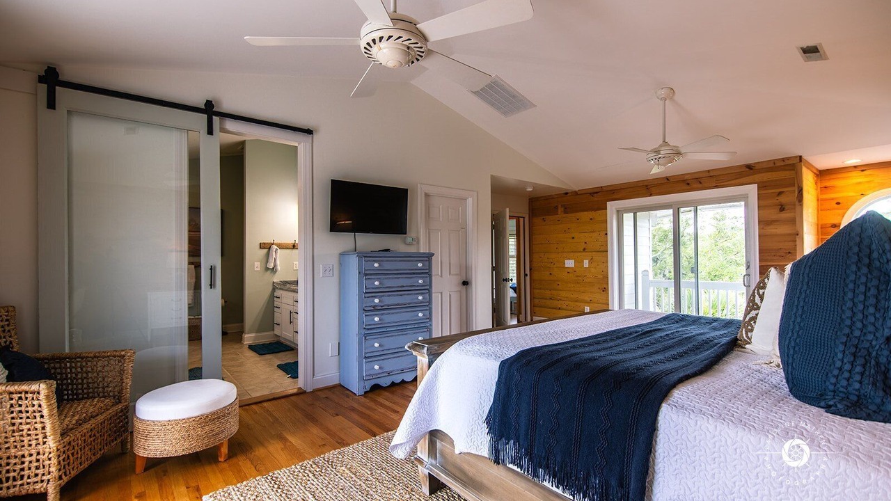 Photo of Bedroom in Edisto Island