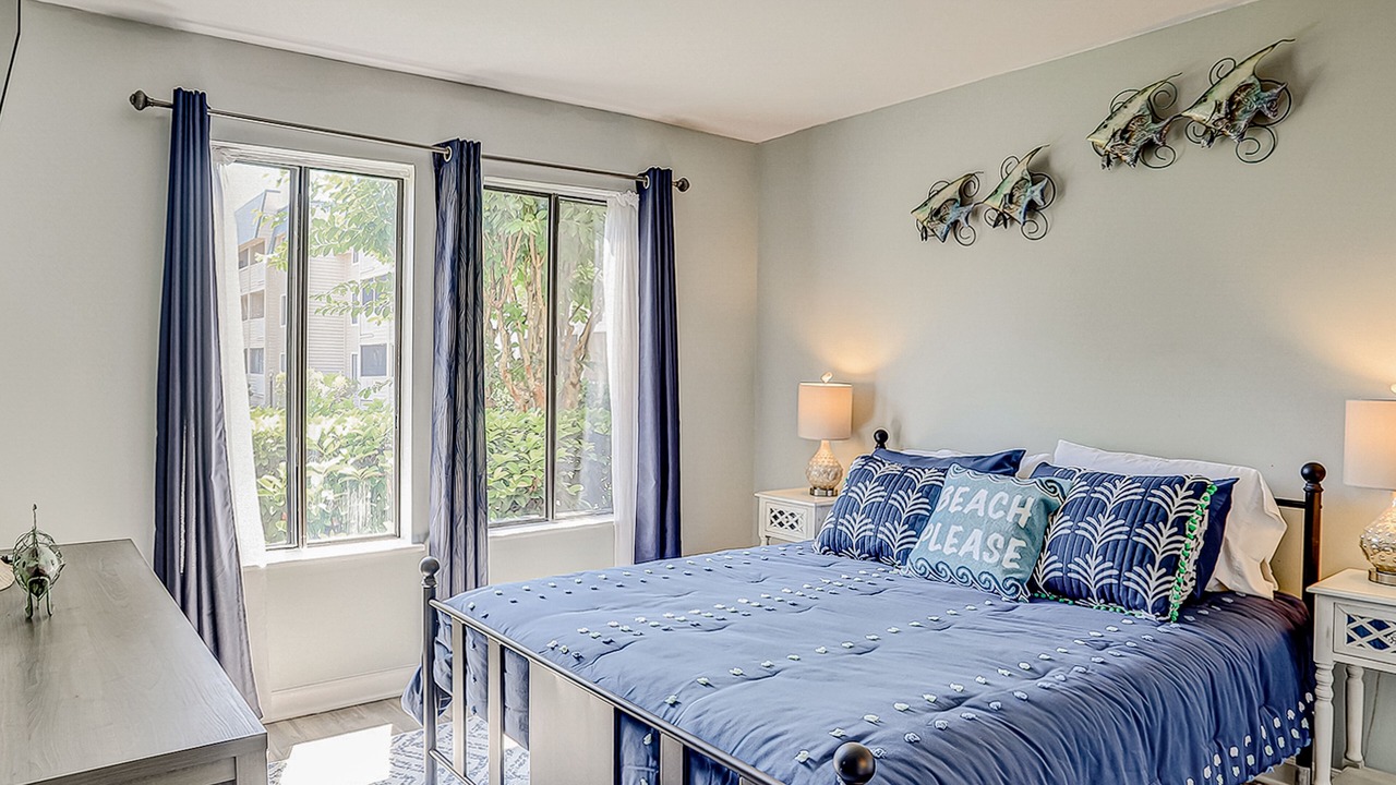 Photo of Bedroom in Palmetto Dunes