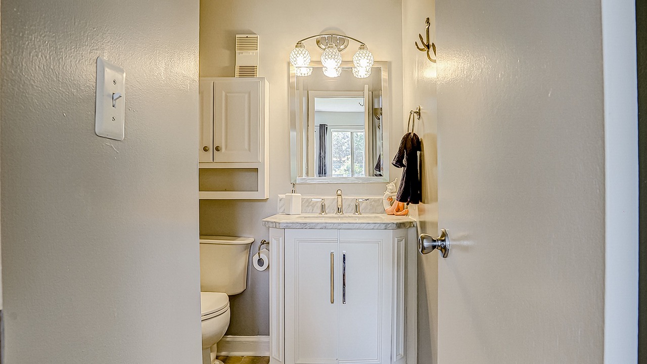 Photo of Bathroom in Palmetto Dunes