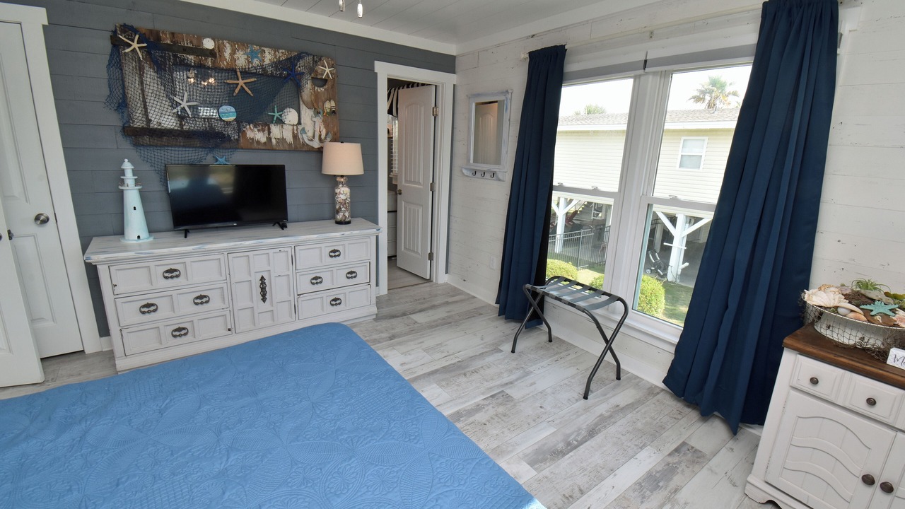 Photo of Bedroom in Inlet Harbour