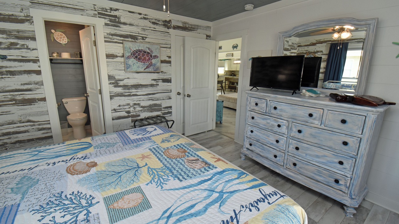 Photo of Bedroom in Inlet Harbour