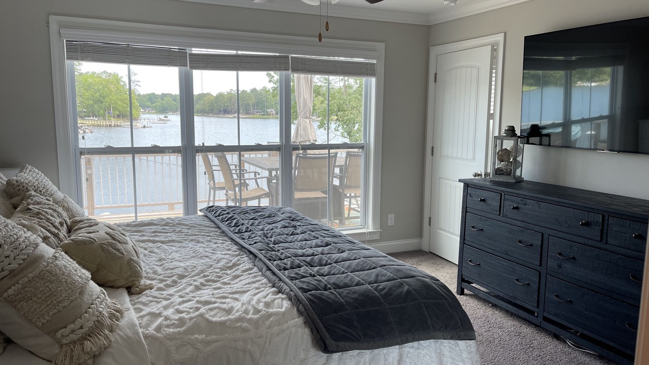 Photo of Bedroom in Chapin