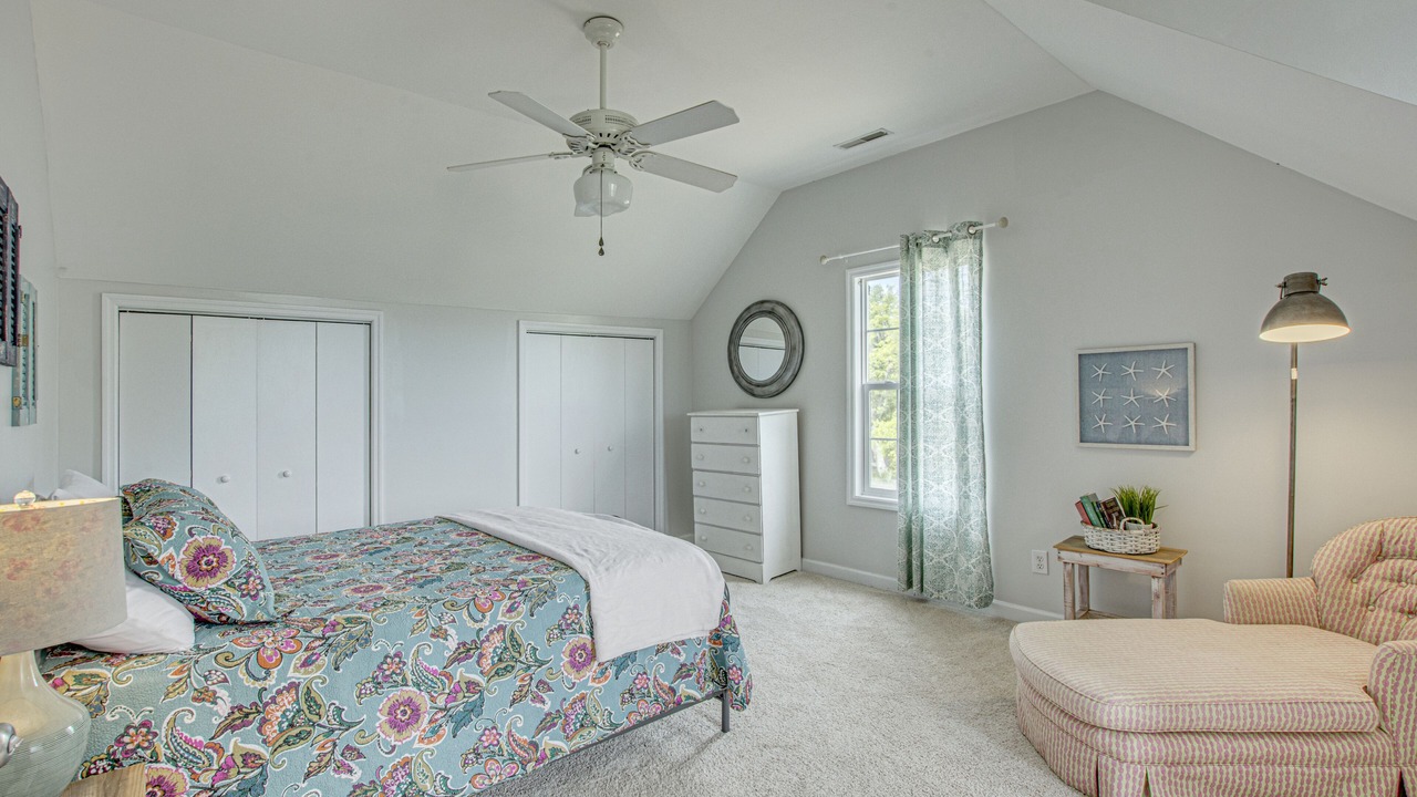 Photo of Bedroom in Edisto Island