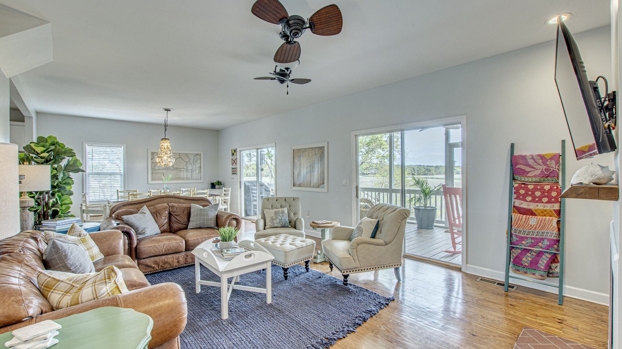 Photo of Livingroom in Edisto Island