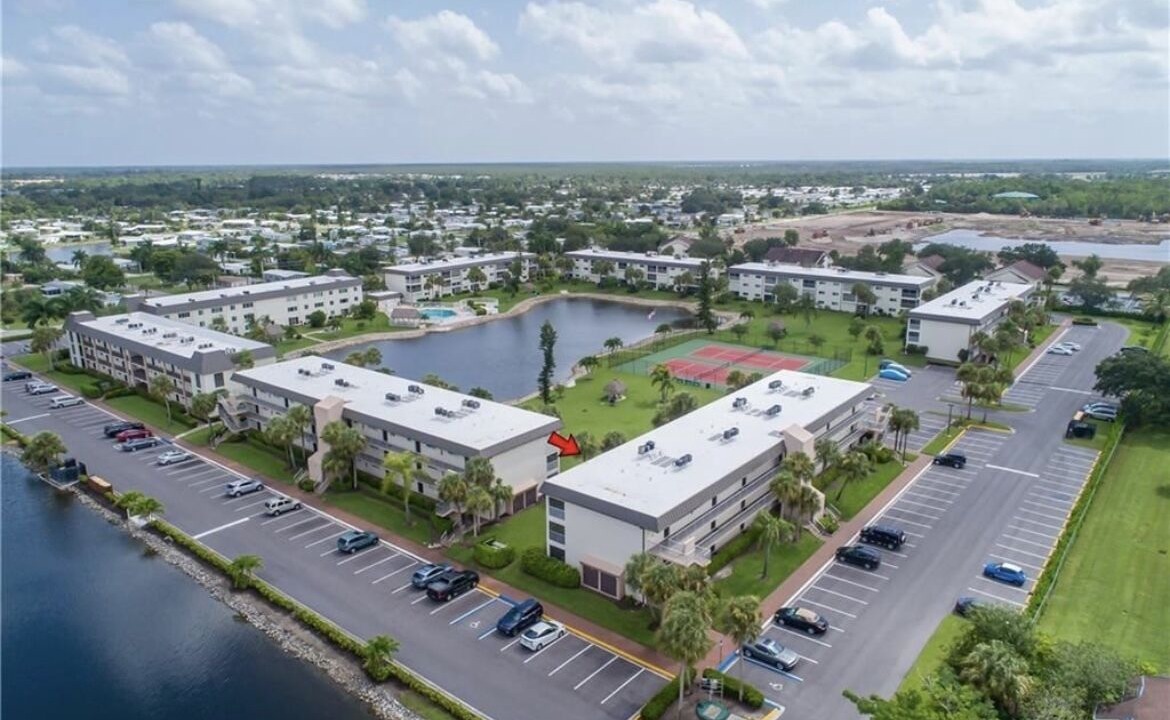 Photo of Outdoor in Naples