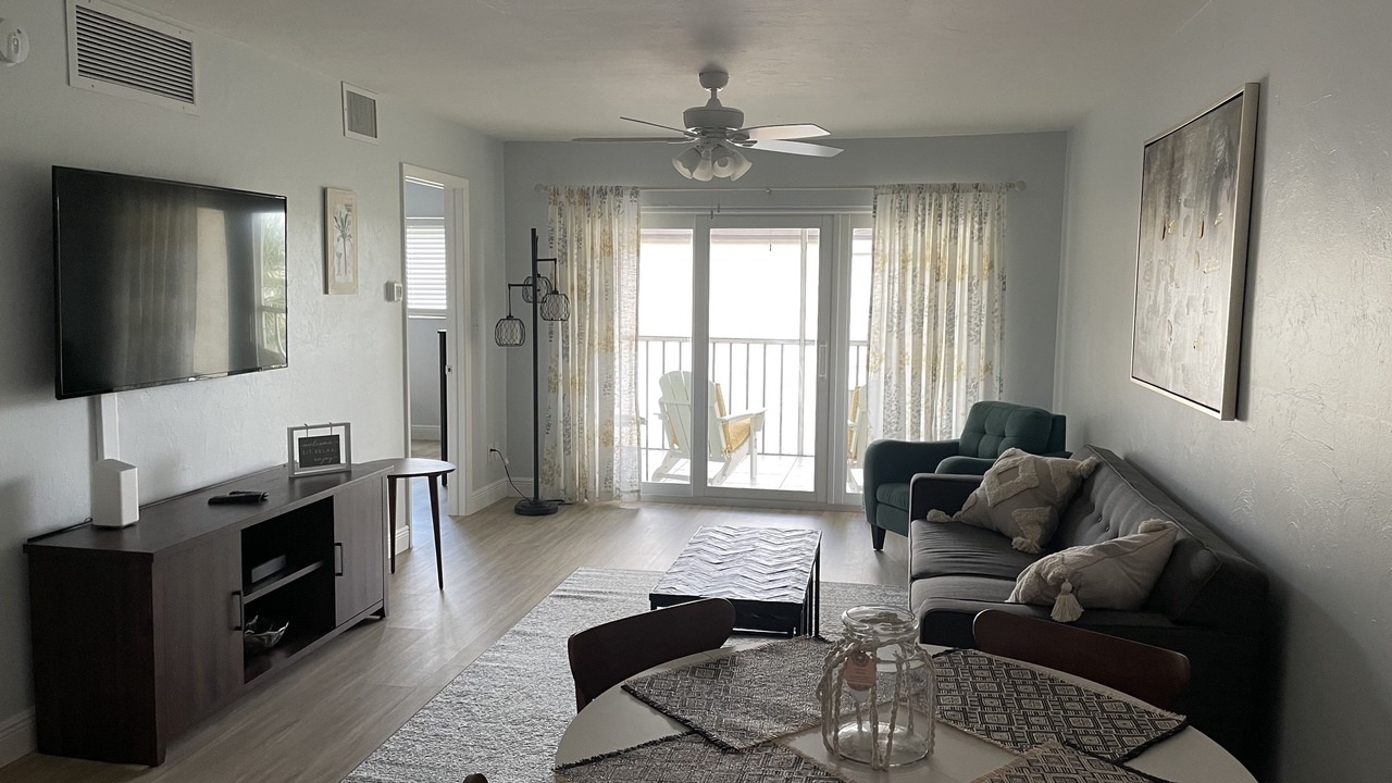 Photo of Livingroom in Naples