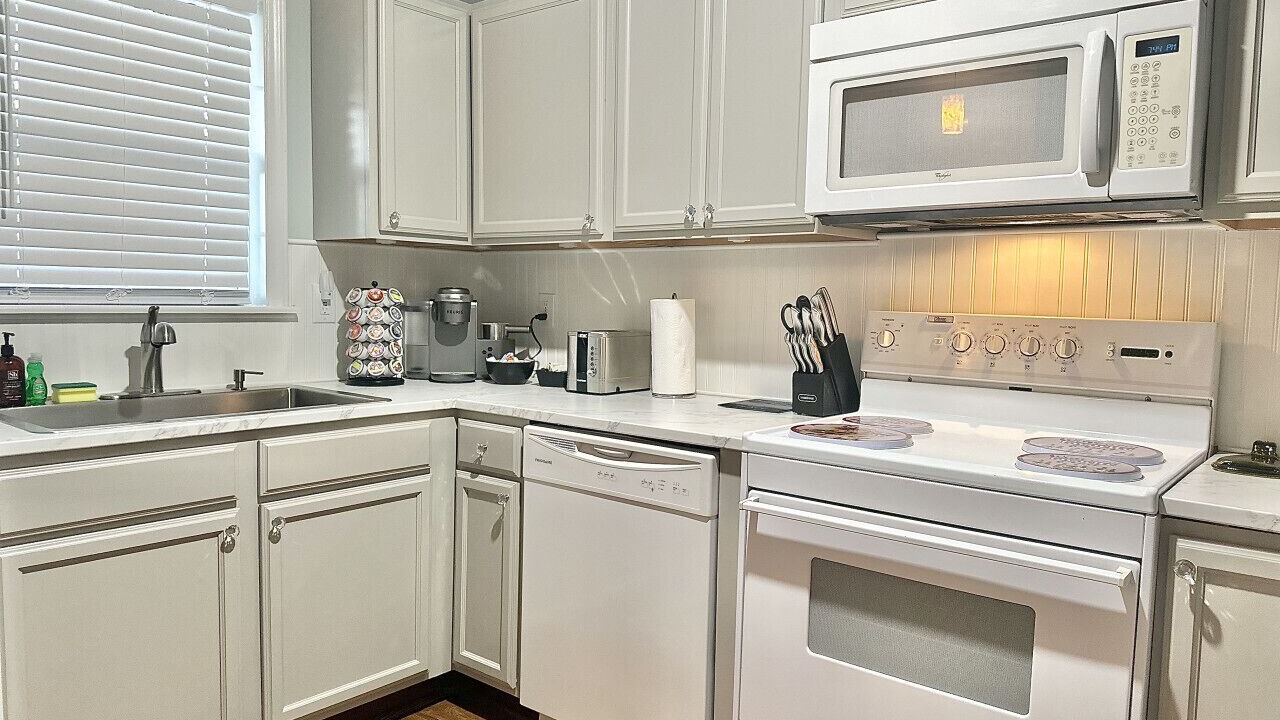 Photo of Kitchen in Peletier
