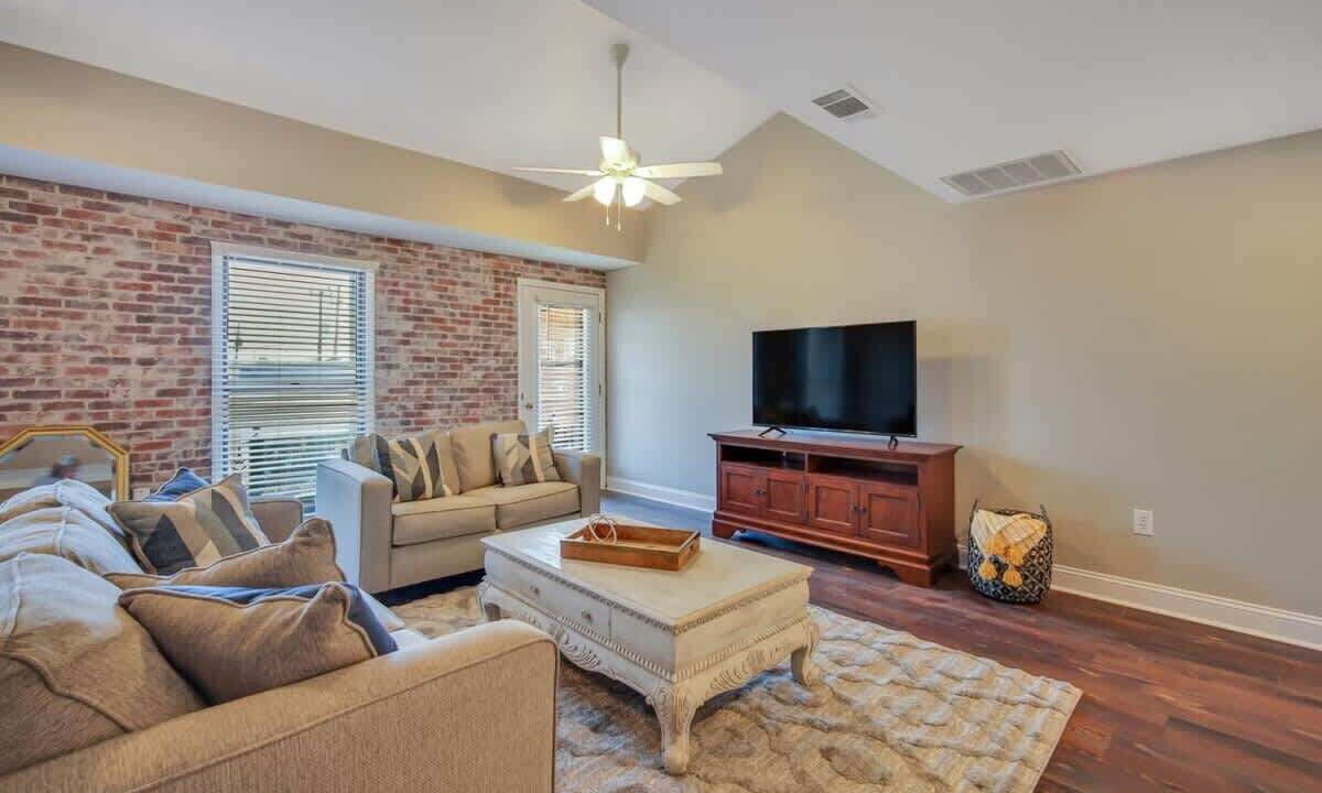 Photo of Bedroom in Statesboro