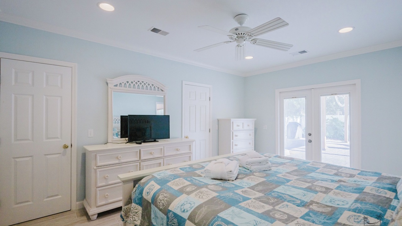 Photo of Bedroom in North Forest Beach
