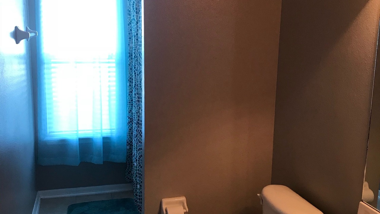 Photo of Bathroom in OakLeaf Plantation