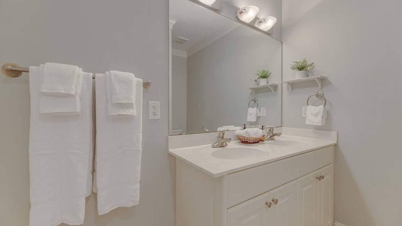 Photo of Bathroom in Lake Carolina