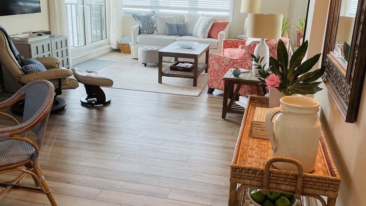 Photo of Livingroom in Central Beach