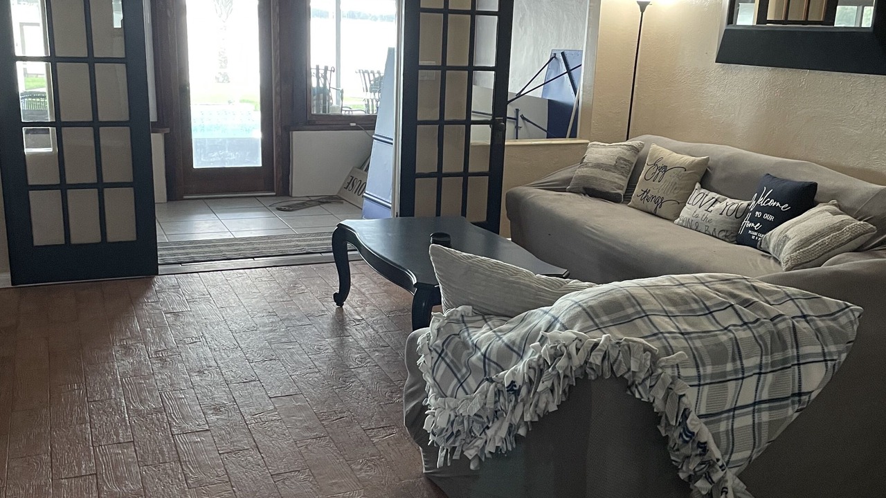 Photo of Livingroom in Winter Haven