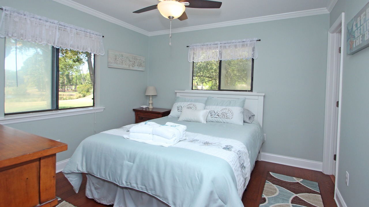 Photo of Bathroom in Folly Field