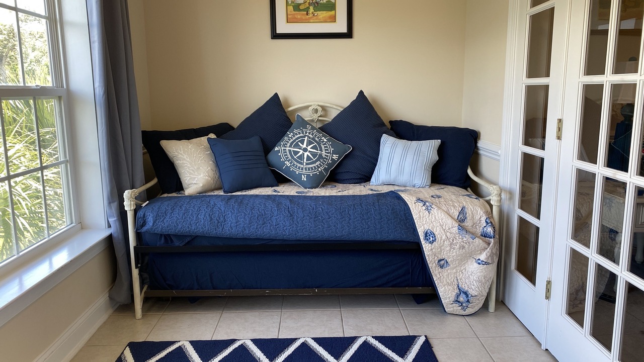 Photo of Bedroom in Garden City