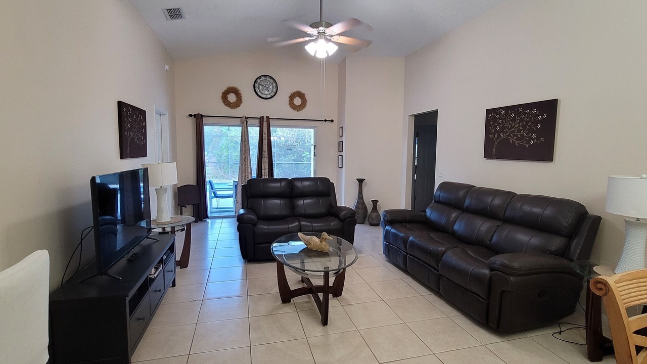 Photo of Livingroom in Silver Creek